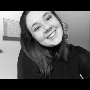 Meet your Posher, Mackenzie